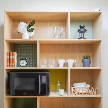 Studio Sous Les Toits Tres Bien Place Et Climatise モンペリエ エクステリア 写真